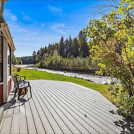 New: Steps From White River Near Mount Rainier National Park Greenwater 外观 照片
